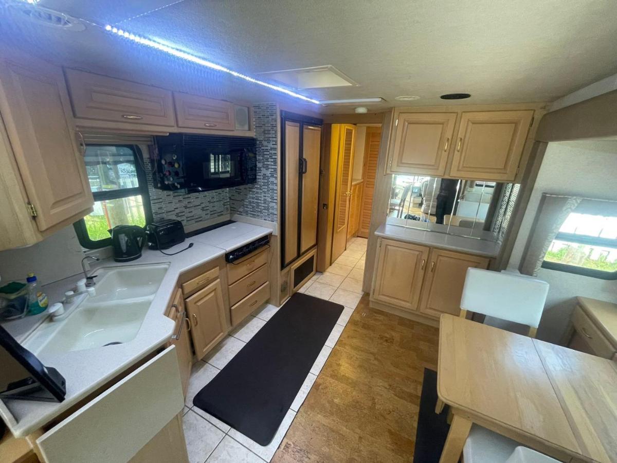 Rundle Mountain Rv Park Ξενοδοχείο Κάνμορ Εξωτερικό φωτογραφία