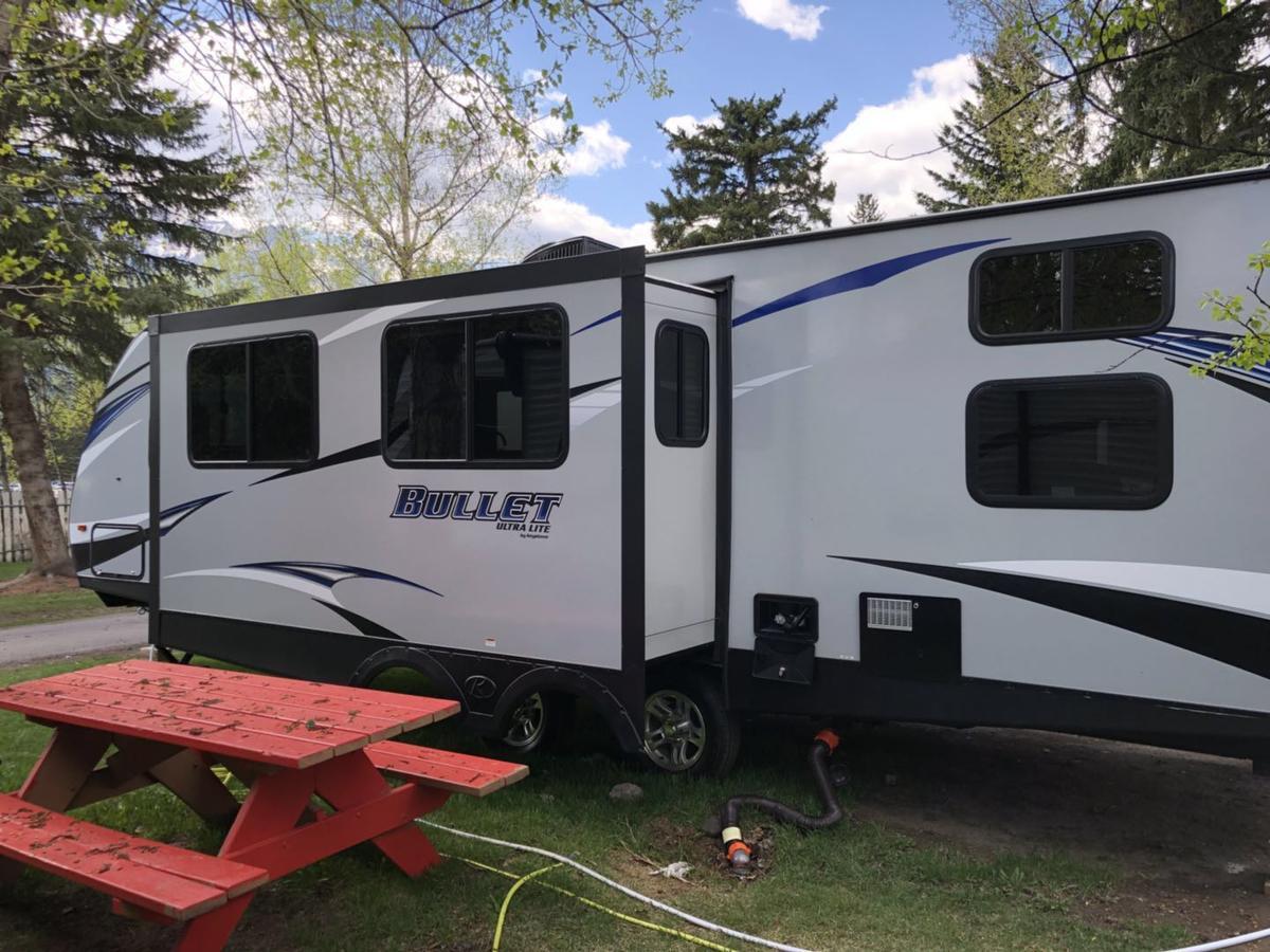 Rundle Mountain Rv Park Ξενοδοχείο Κάνμορ Εξωτερικό φωτογραφία