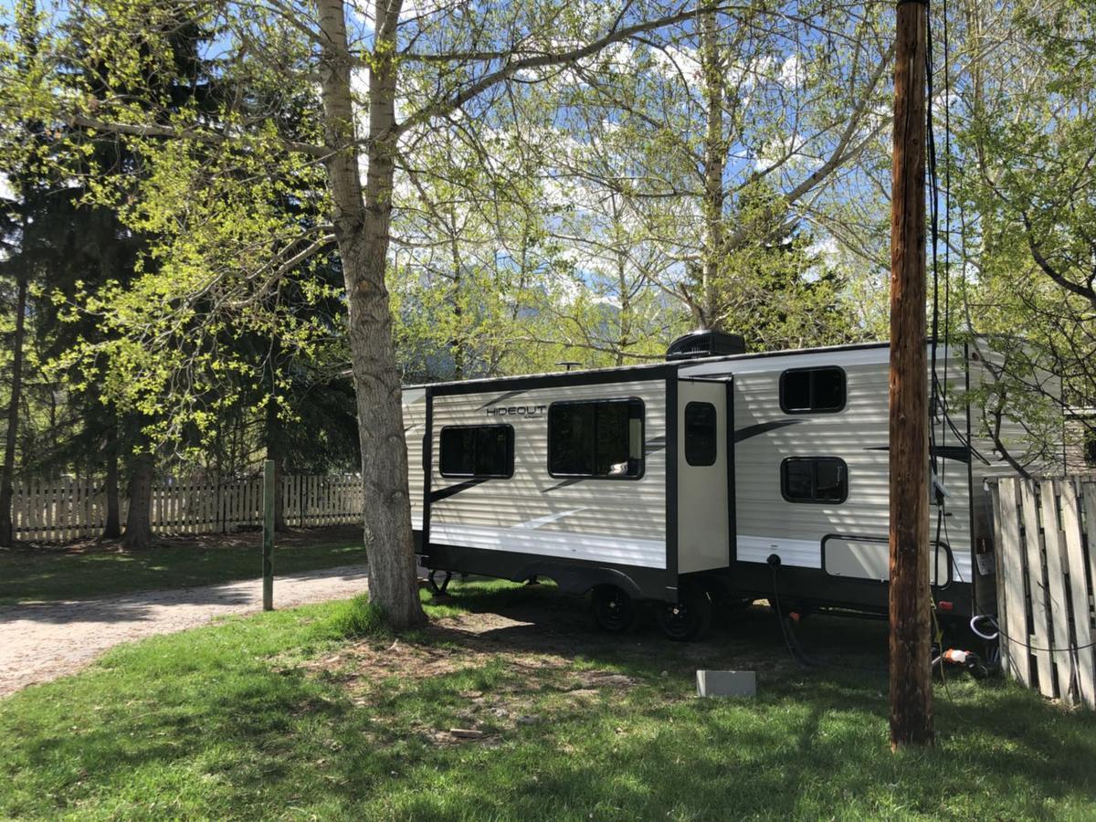 Rundle Mountain Rv Park Ξενοδοχείο Κάνμορ Εξωτερικό φωτογραφία