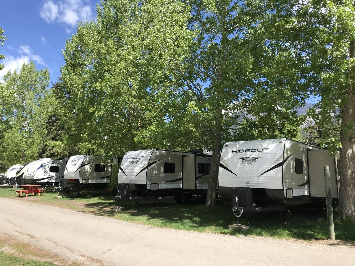 Rundle Mountain Rv Park Ξενοδοχείο Κάνμορ Εξωτερικό φωτογραφία