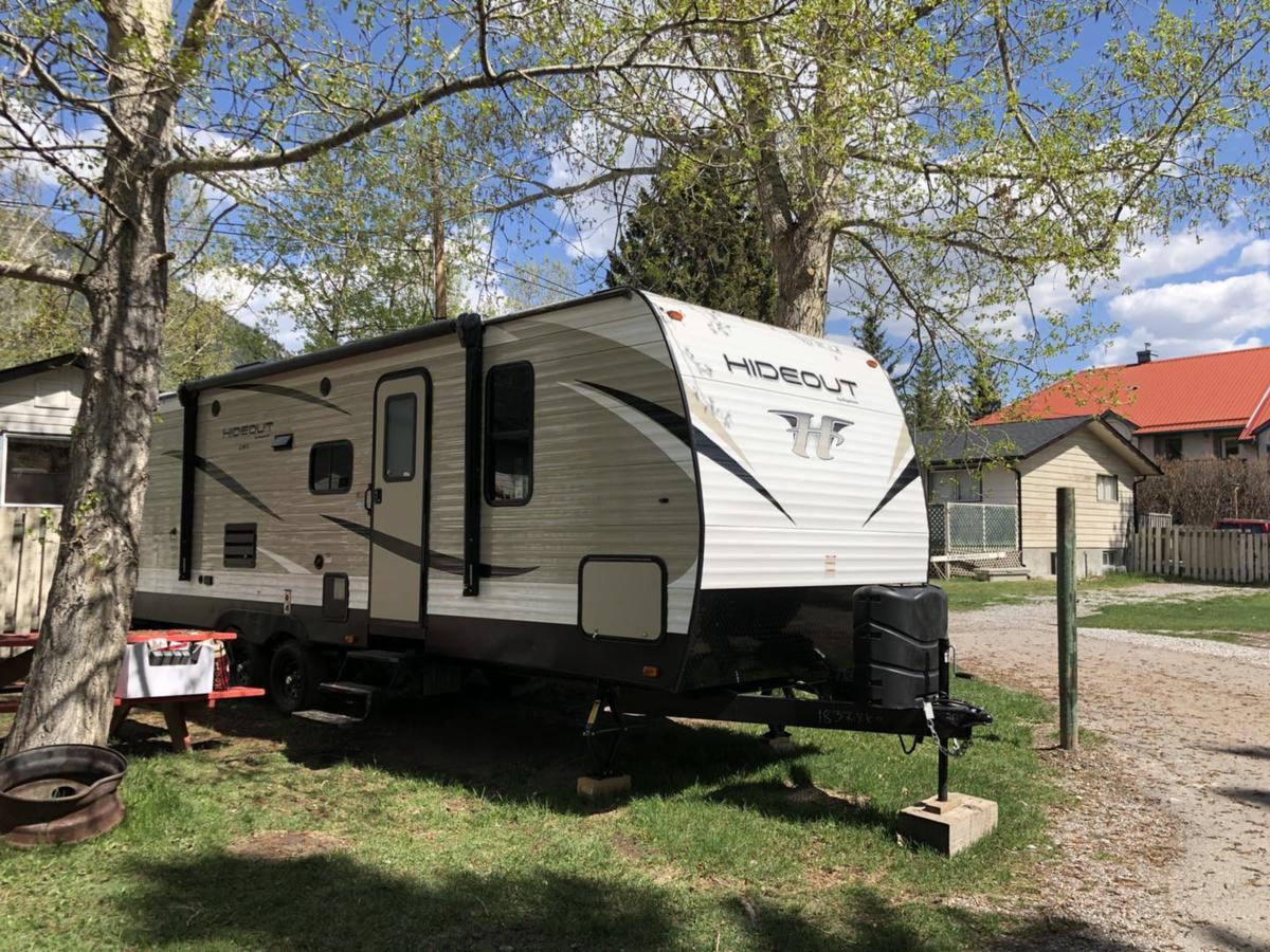 Rundle Mountain Rv Park Ξενοδοχείο Κάνμορ Εξωτερικό φωτογραφία