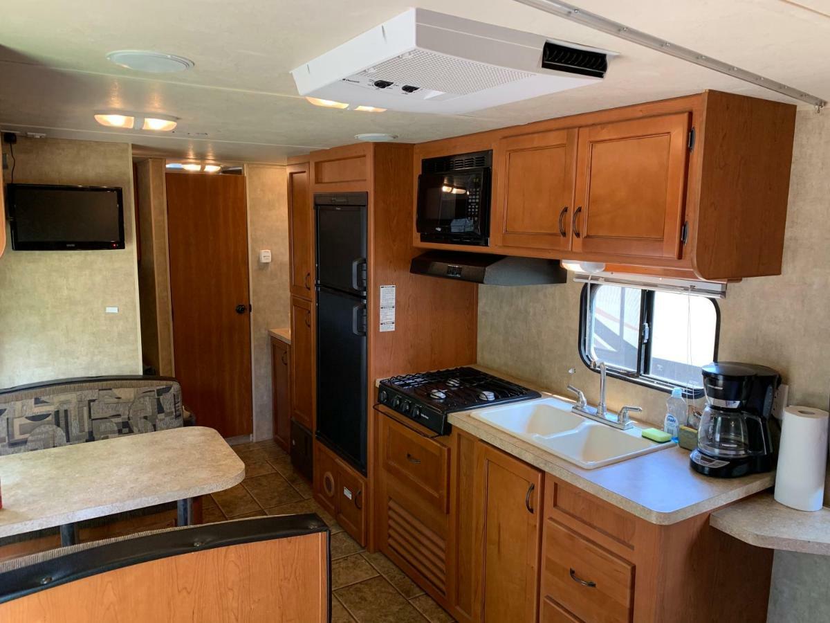 Rundle Mountain Rv Park Ξενοδοχείο Κάνμορ Εξωτερικό φωτογραφία